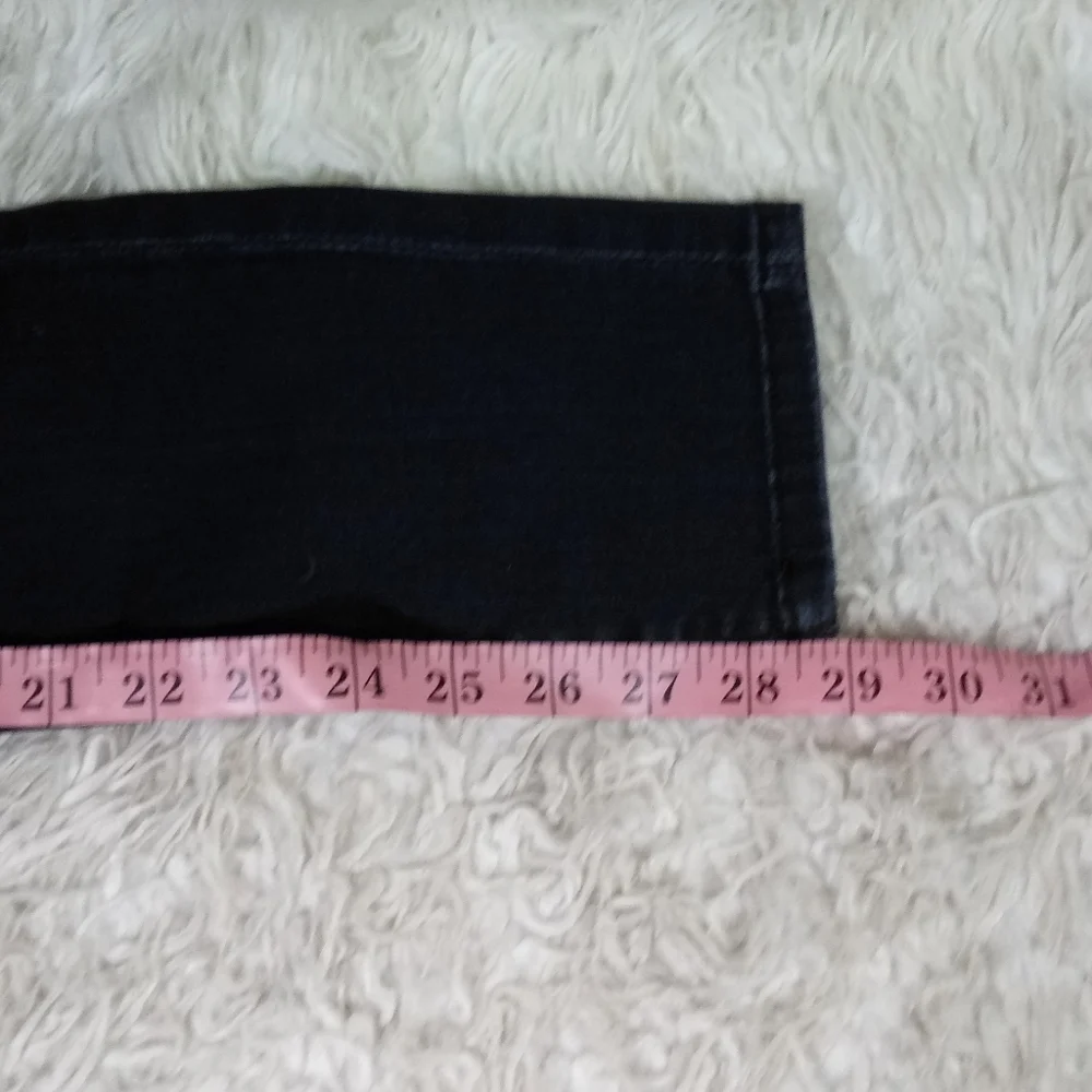 Blank NYC Dark Wash Low Rise Skinny Jeans